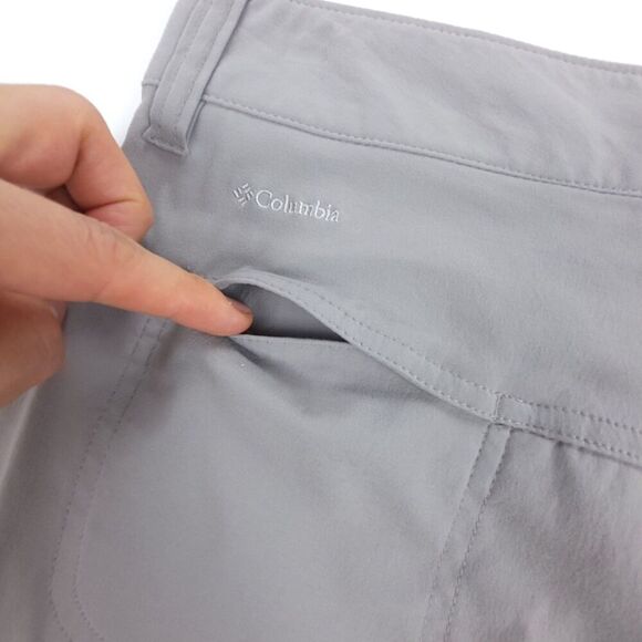 COLUMBIA Women's Saturday Trail Long Shorts UPF Gray 10" Nylon Gorpcore Cargo 6 - Picture 6 of 10